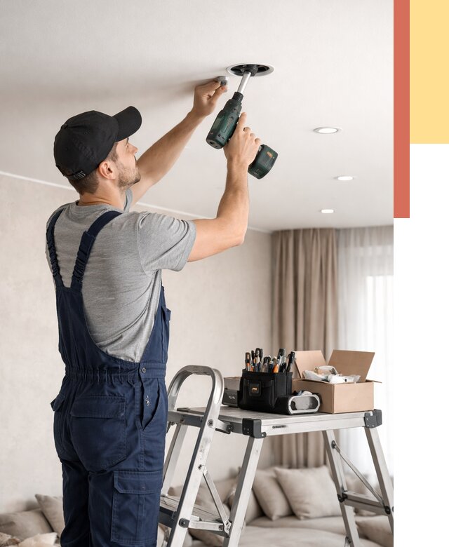 Установка и монтаж точечных светильников в натяжной потолок в Сарапуле от 1858 руб. | ОТДЕЛОЧНИК-Срл